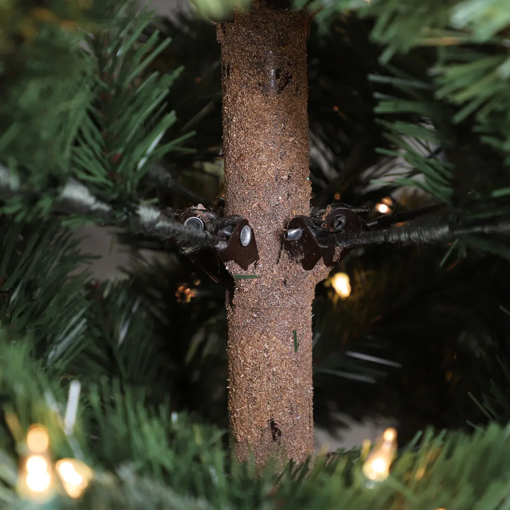 Pre-Lit Christmas Trees*The Holiday Aisle 6.5 Foot Dans Mountain Fir Prelit Full Christmas Tree