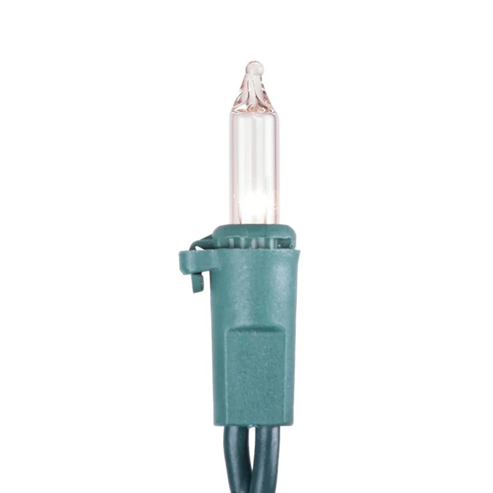 Pre-Lit Christmas Trees*The Holiday Aisle 9' Green Artificial Christmas Tree With 800 Dura-Lit Clear Lights With Stand