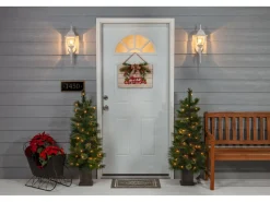 Pre-Lit Christmas Trees*The Holiday Aisle 4' Green Fir Artificial Christmas Tree With 70 White Lights