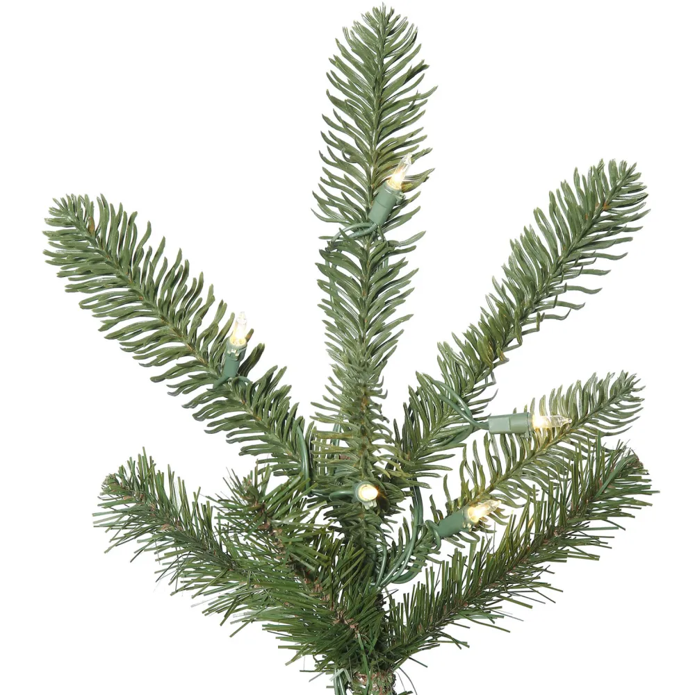 Pre-Lit Christmas Trees*The Holiday Aisle 7.5' Green Spruce Artificial Christmas Tree With 400 Clear Lights With Stand