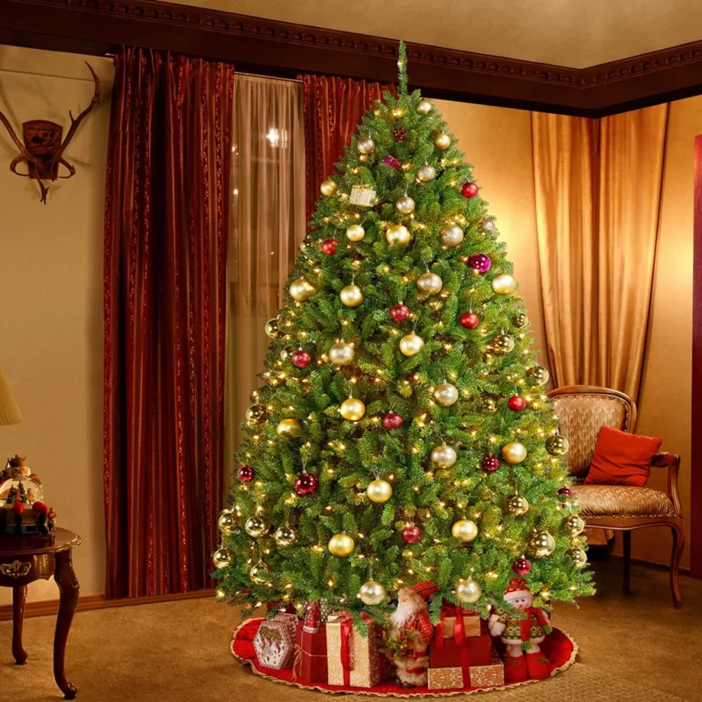 Pre-Lit Christmas Trees*The Holiday Aisle 7.5' Green Spruce Artificial Christmas Tree With 700 Clear & White Lights