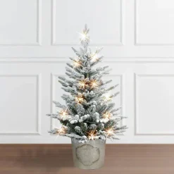 Pre-Lit Christmas Trees*The Holiday Aisle 36