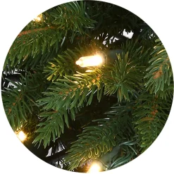 Pre-Lit Christmas Trees*The Holiday Aisle 7.5' H Green Realistic Artificial Spruce Christmas Tree With 800 Led Lights