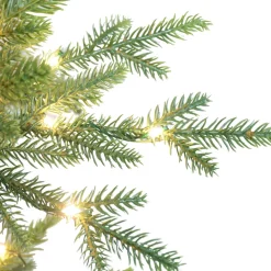 Pre-Lit Christmas Trees*The Holiday Aisle 90" H Green Realistic Artificial Spuce Christmas Tree With 1000 Lights