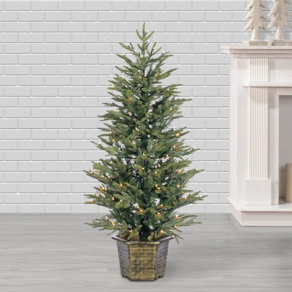 Pre-Lit Christmas Trees*The Holiday Aisle 4'6" H Green Realistic Artificial Pine Christmas Tree With 150 Lights