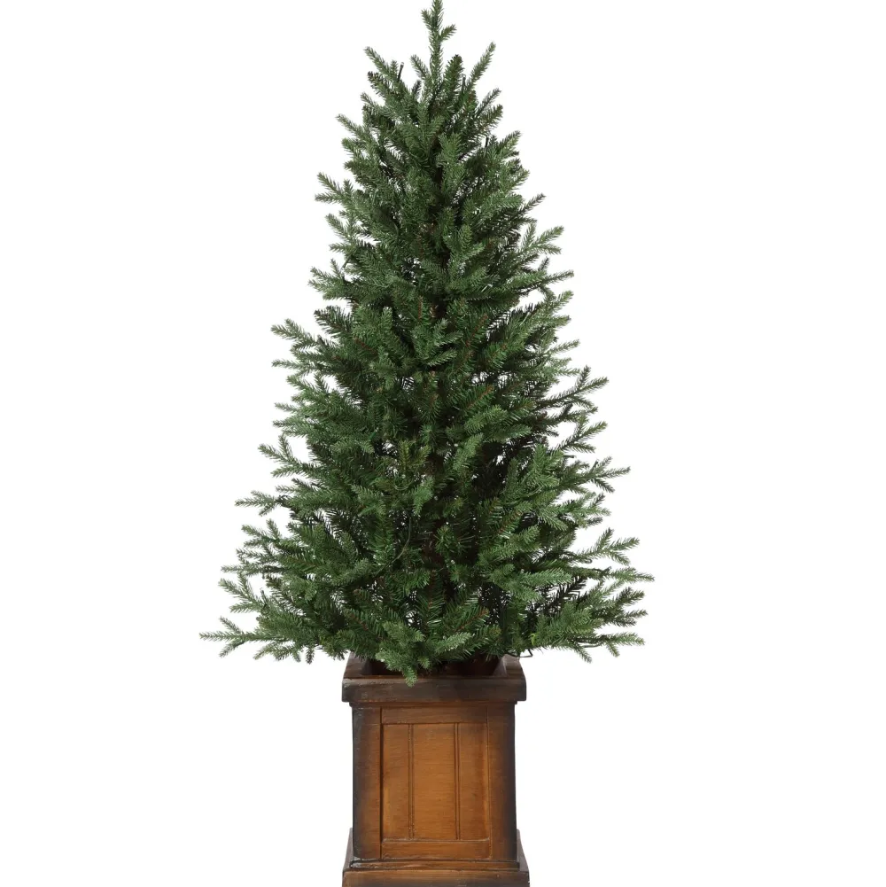 Pre-Lit Christmas Trees*Haute Decor 4'6" H Green Realistic Fir Artificial Christmas Tree With 200 Led Lights
