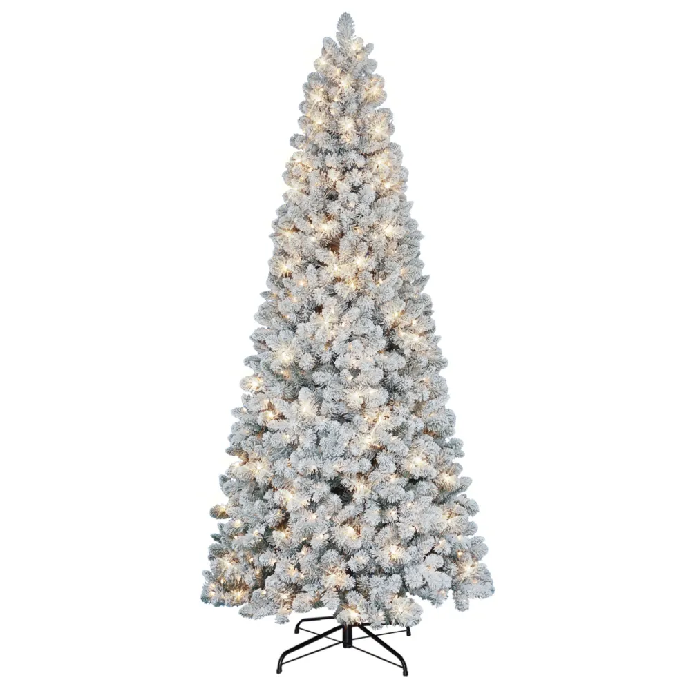 Pre-Lit Christmas Trees*The Holiday Aisle 9' H Slender Green Pine Christmas Tree With 700 Lights