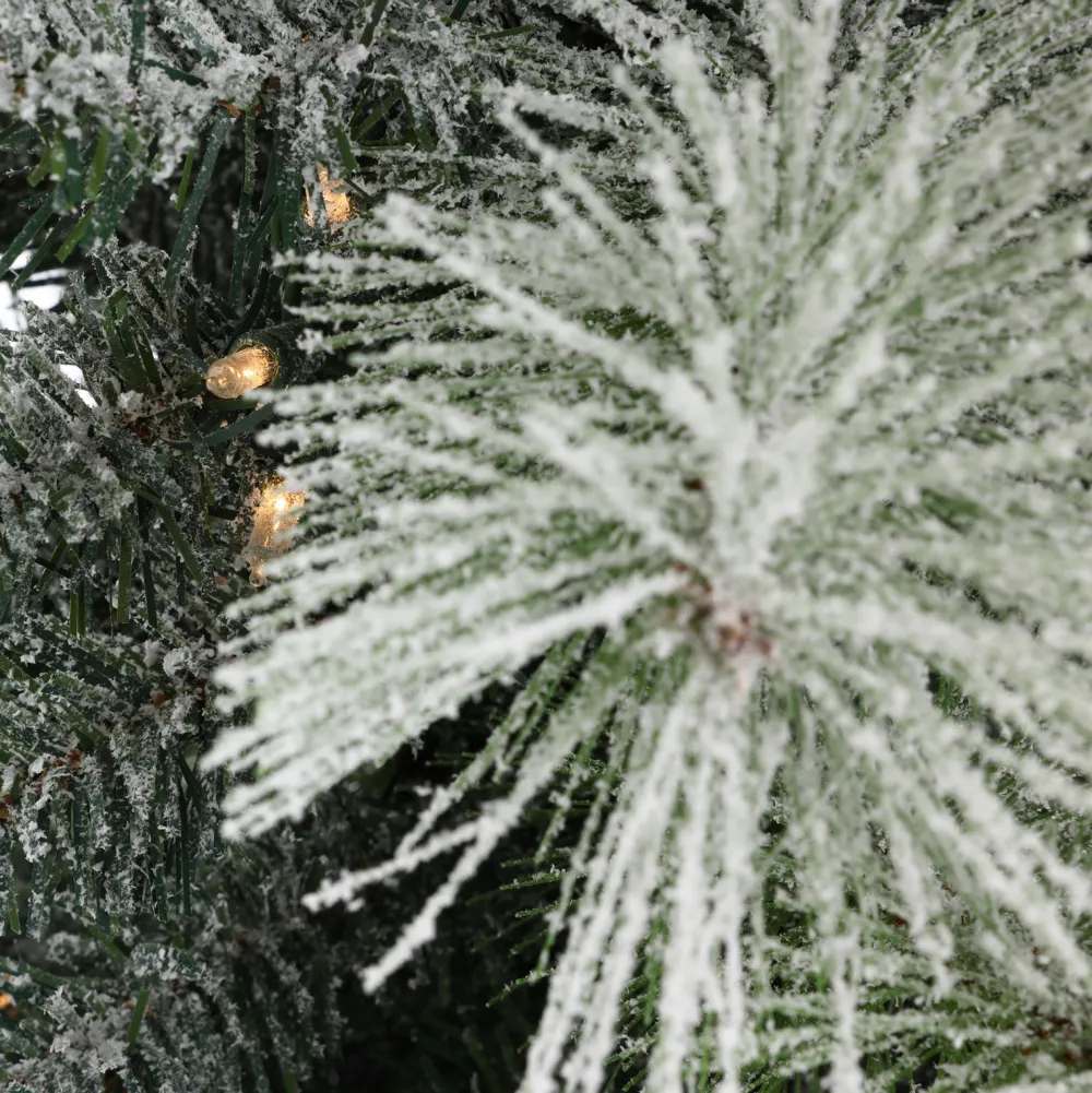 Pre-Lit Christmas Trees*The Holiday Aisle 4' Lighted Faux Pine Christmas Tree