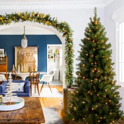 Pre-Lit Christmas Trees*The Holiday Aisle Canadian Fir 6' Green Artificial Christmas Tree With 200 Clear/White Lights