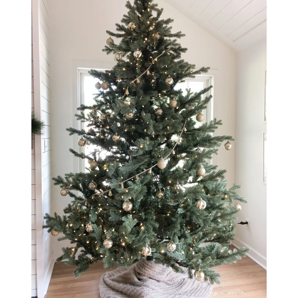 Pre-Lit Christmas Trees*Christmas Time 7.5-Foot Pre-Lit Virginia Fir Green Christmas Tree, Clear Smart Lights