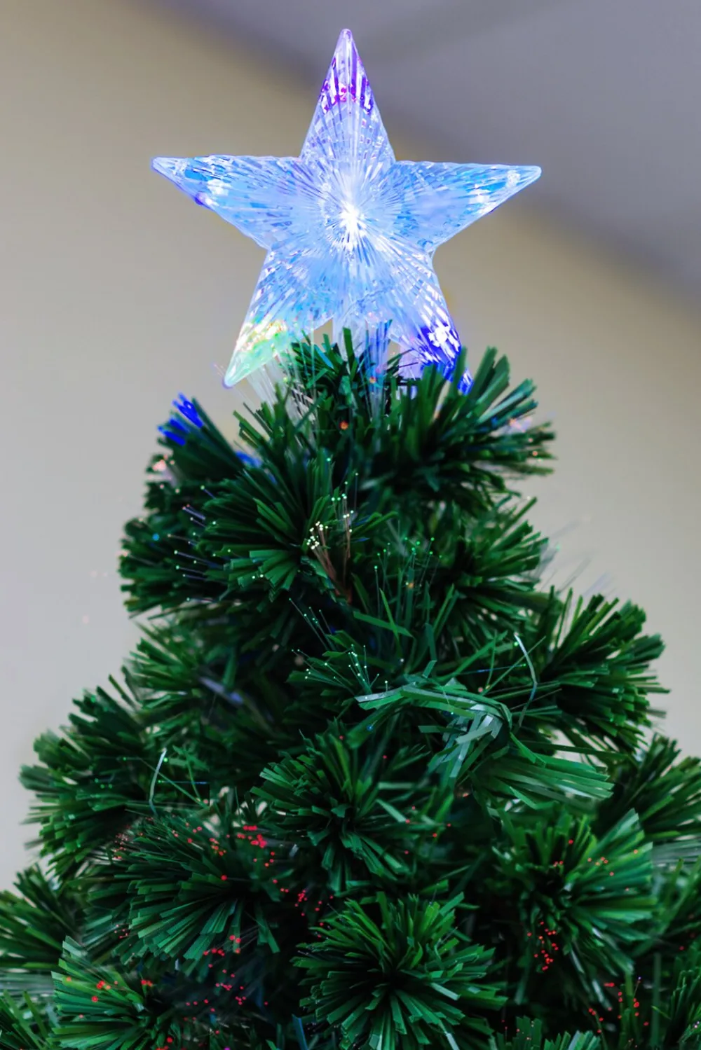 Pre-Lit Christmas Trees*The Holiday Aisle Fiber Optic 72" Green Pine Artificial Christmas Tree With Multi-Colored Lights With Stand