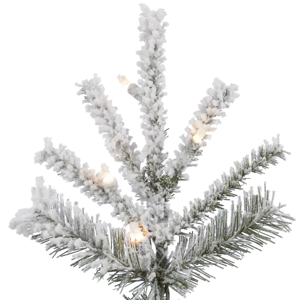Pre-Lit Christmas Trees*The Holiday Aisle Flocked Slim 7.5' Fir Artificial Christmas Tree With 700 Warm White Led Lights