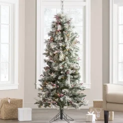 Pre-Lit Christmas Trees*The Holiday Aisle Frosted Berry Green Pine Christmas Tree With 200 Clear Lights