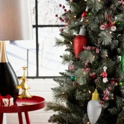 Pre-Lit Christmas Trees*The Holiday Aisle Frosted Berry Green Pine Christmas Tree With 200 Clear Lights