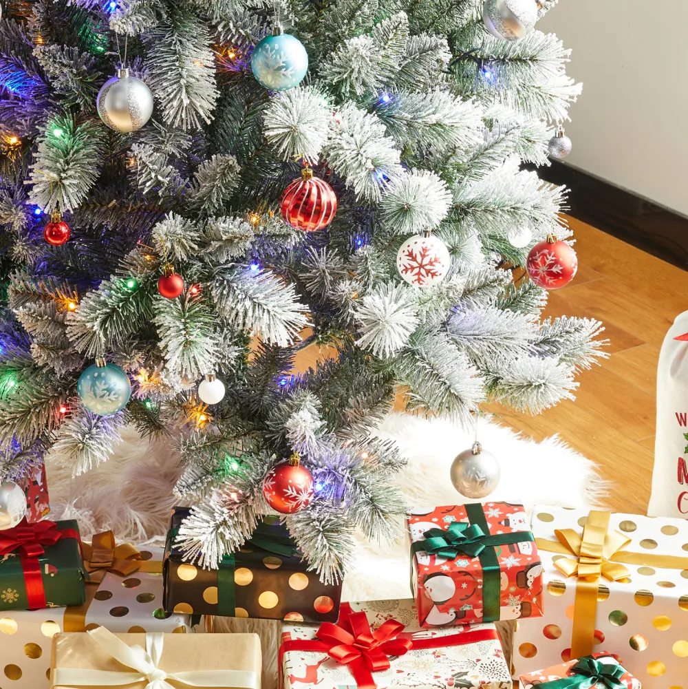 Pre-Lit Christmas Trees*The Holiday Aisle 9Ft Slender Flocked/Frosted Artificial Pine Christmas Tree With 450 Led Lights