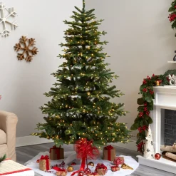 Pre-Lit Christmas Trees*The Holiday Aisle Green Realistic Artificial Spruce Cashmere Christmas Tree With 650 Led Lights