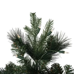 Pre-Lit Christmas Trees*Vickerman Green Realistic Spruce Christmas Tree With Led Lights