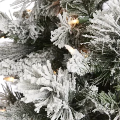 Pre-Lit Christmas Trees*The Holiday Aisle Home Heritage Prelit Artificial Christmas Tree With Pinecones