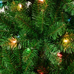 Pre-Lit Christmas Trees*The Holiday Aisle Slender Green Pine Christmas Tree With 100 Lights