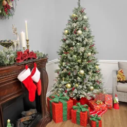 Pre-Lit Christmas Trees*The Holiday Aisle Snowy Bristle Berry 7.5' Green Pine Artificial Christmas Tree With 700 Colored And White Lights