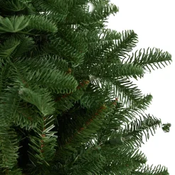 Pre-Lit Christmas Trees*The Holiday Aisle South Carolina 5' Green Spruce Artificial Christmas Tree With 300 Clear Lights