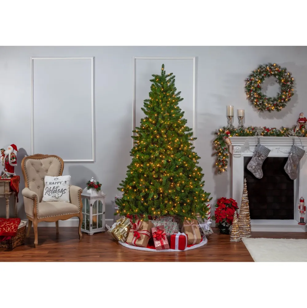 Pre-Lit Christmas Trees*The Holiday Aisle Stone 6.5' Green Pine Artificial Christmas Tree With 700 Clear/White Lights