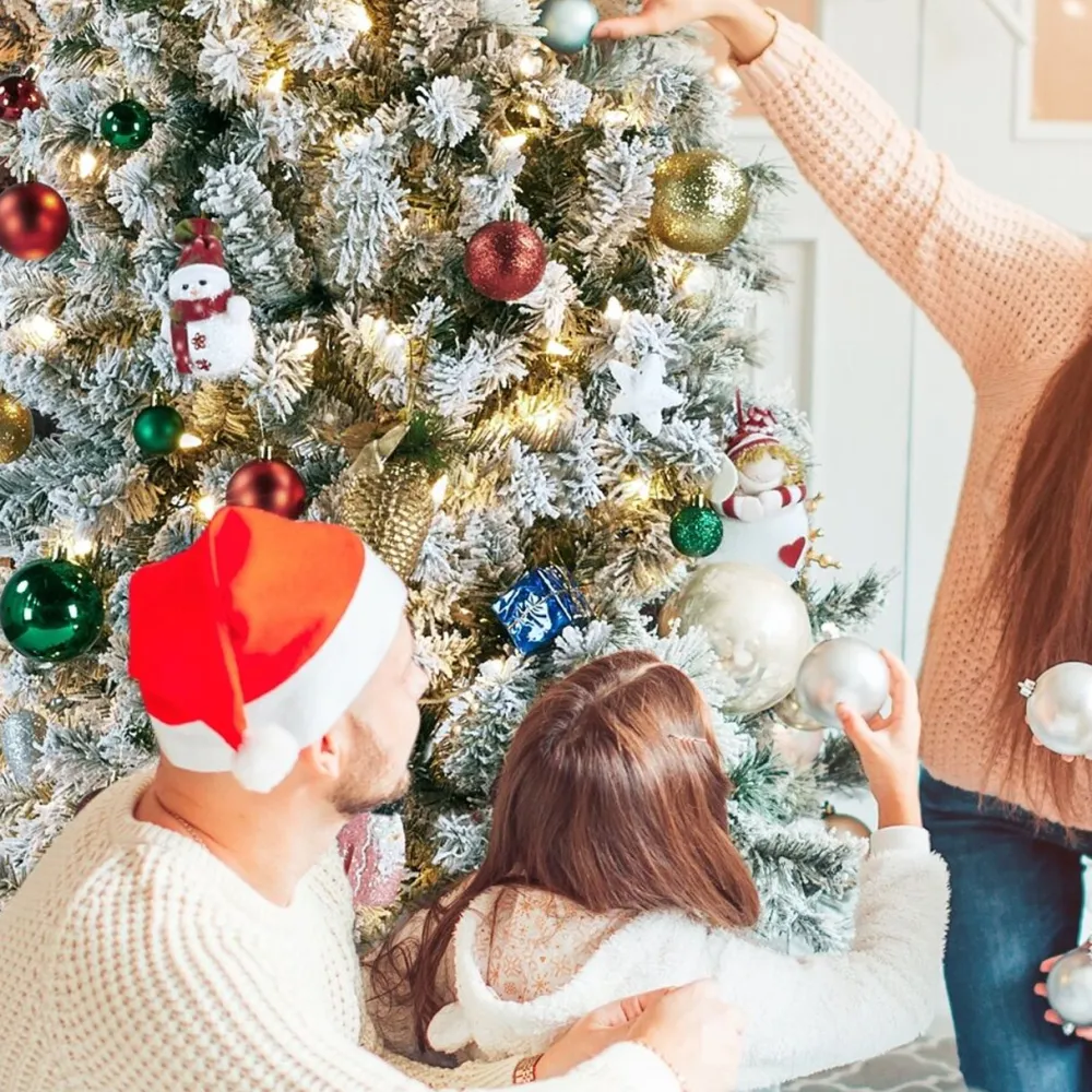 Pre-Lit Christmas Trees*The Holiday Aisle White/Green Pvc Spruce Flocked/Frosted Christmas Tree With Incadescent
